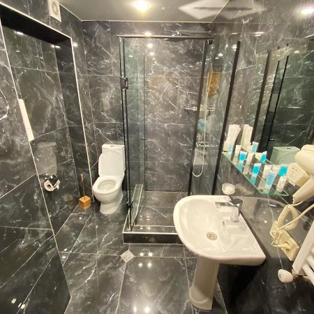 Hotel Mestia Inn Екстер'єр фото
