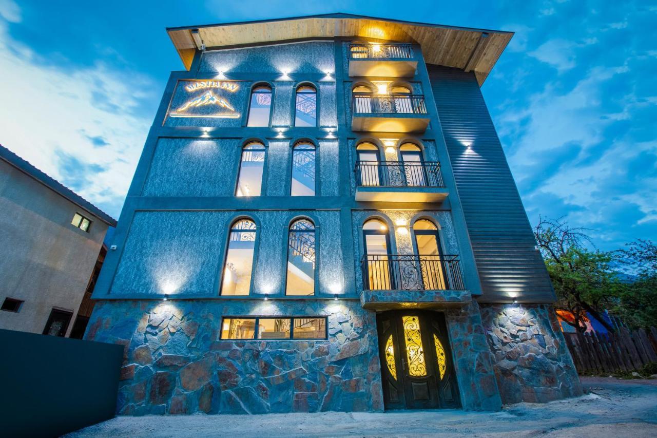 Hotel Mestia Inn Екстер'єр фото