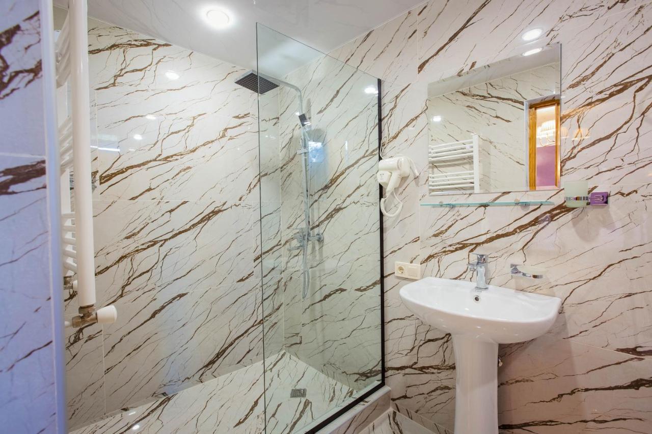Hotel Mestia Inn Екстер'єр фото