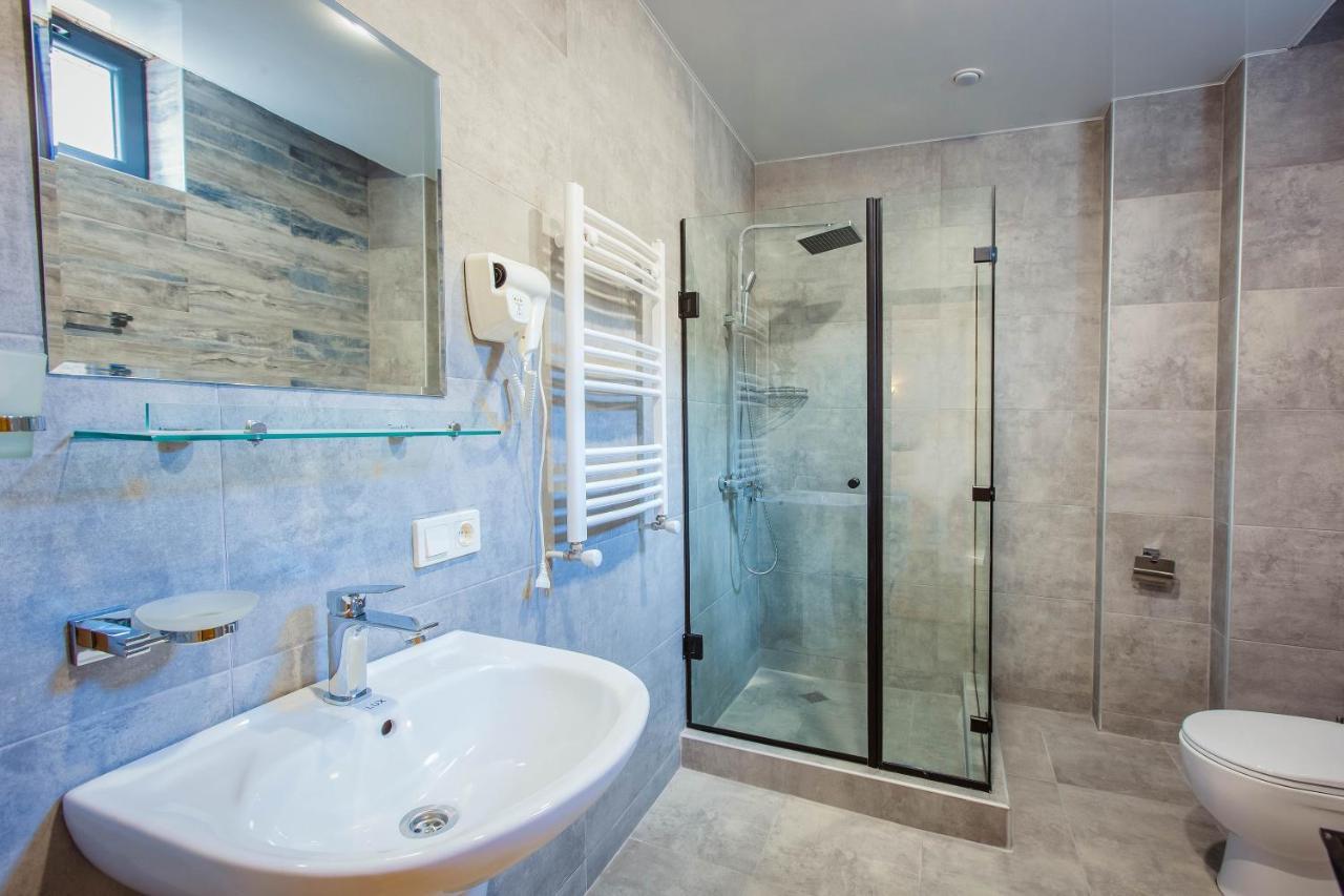 Hotel Mestia Inn Екстер'єр фото
